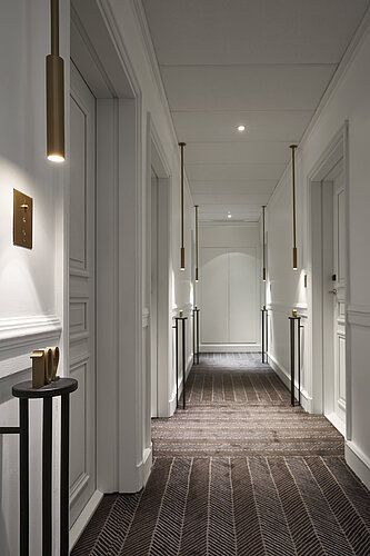 WASHLET® with remote control at Hotel Vernet in Paris
