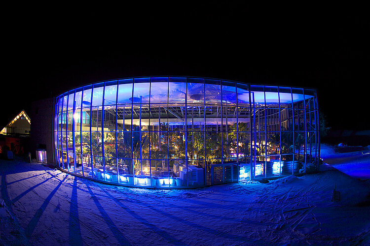 Exterior view of the glass facade of the Black Forest bathing paradise
