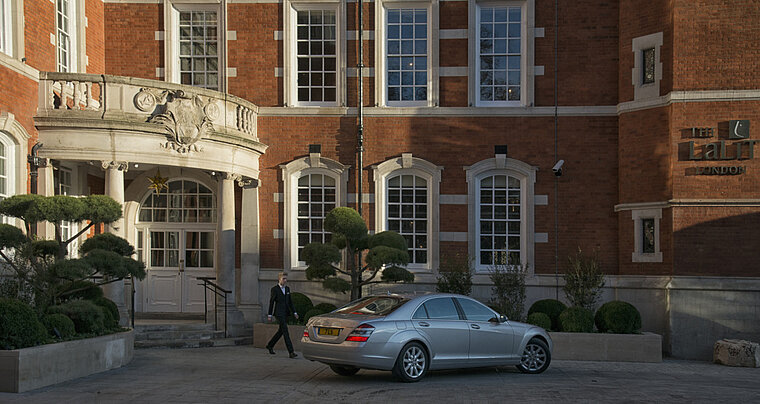 Suite furnishings at Boutique Hotel Lalit in London