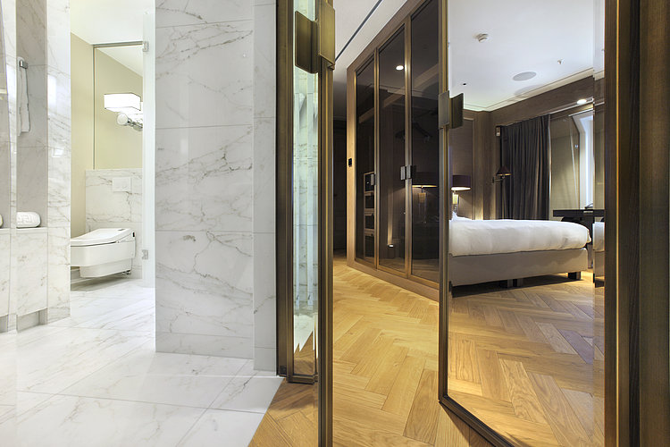 Wall-hung WASHLET® in the Royal Penthouse Suite at Park Hyatt in Vienna