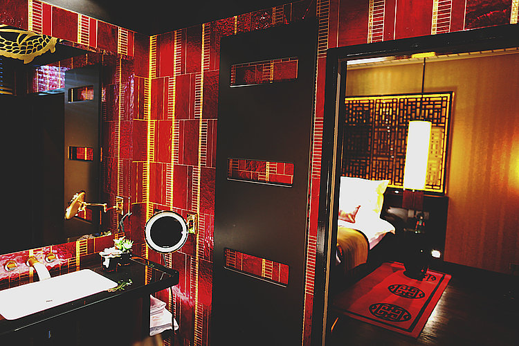 Colourful suite at Buddha Bar Hotel in Paris