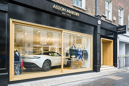 Aston Martin Erlebnis Boutique, London